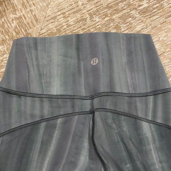 Lululemon leggings - Picture 2 of 6